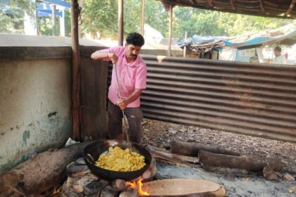 14 BM Samosa seller - The Fourth