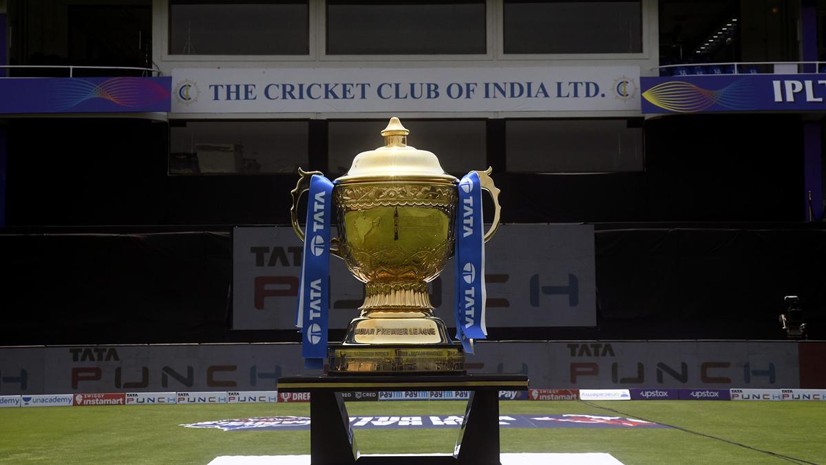 IMG TATA IPL TROPHY 2 1 G2B9IVLD - The Fourth