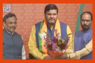 gaurav vallabh joins bjp 56 - The Fourth