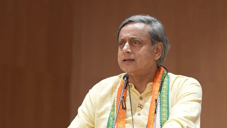 shashitharoor 1739962577266 789dc765 a065 4284 807e a62ed111d3ef 900x506 1 - The Fourth