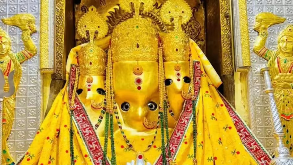 baglamukhi-jayanti-par-jagti-hai-stabhan-ki-adhbhut-urja