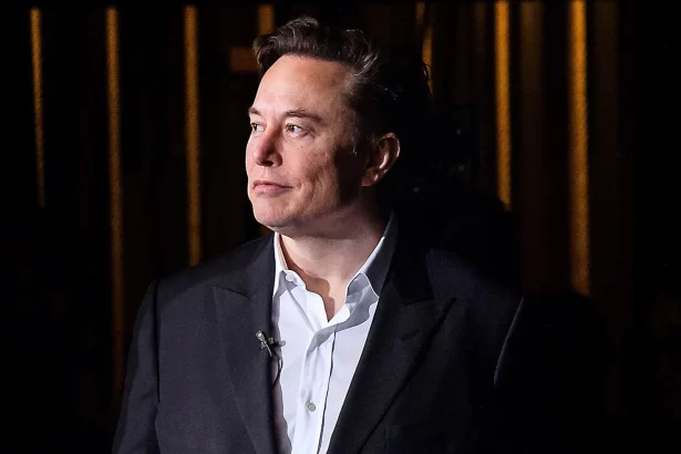 12-shoonya-wali-daulat-ke-malik-bane-elon-musk-racha-naya-vaishvik-itihaas