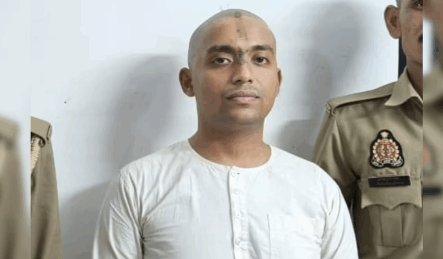 IIT-baba-adikarta-narayan-shoshan-ke-case-me-giraftar