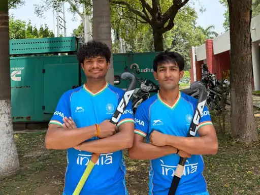 MP-ke-4-khiladio-ka-Hockey-me-bada-chayan