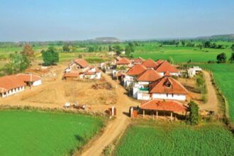 vidisha-ka-bhaktigram-adhunik-suvidhaon-se-dur-jeevan