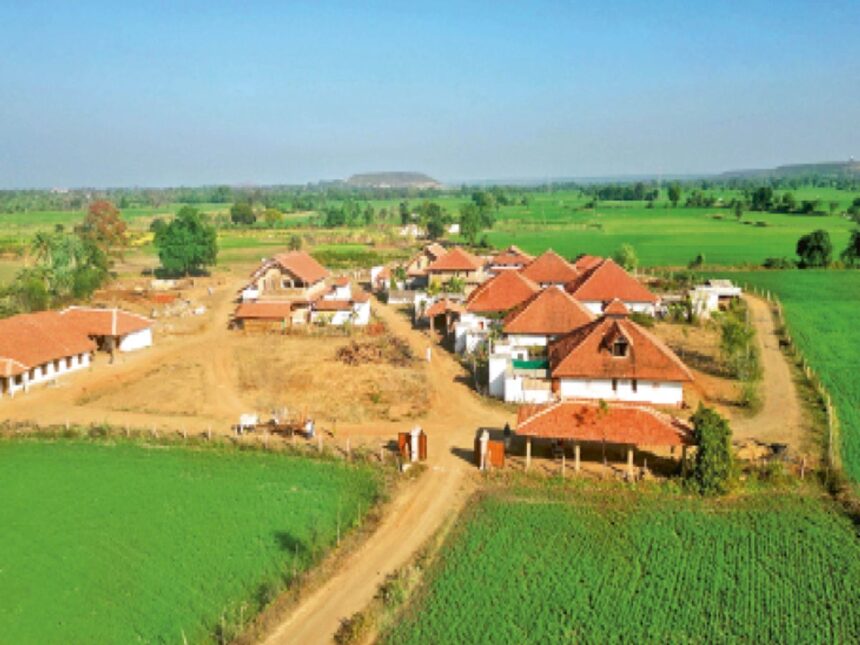 vidisha-ka-bhaktigram-adhunik-suvidhaon-se-dur-jeevan